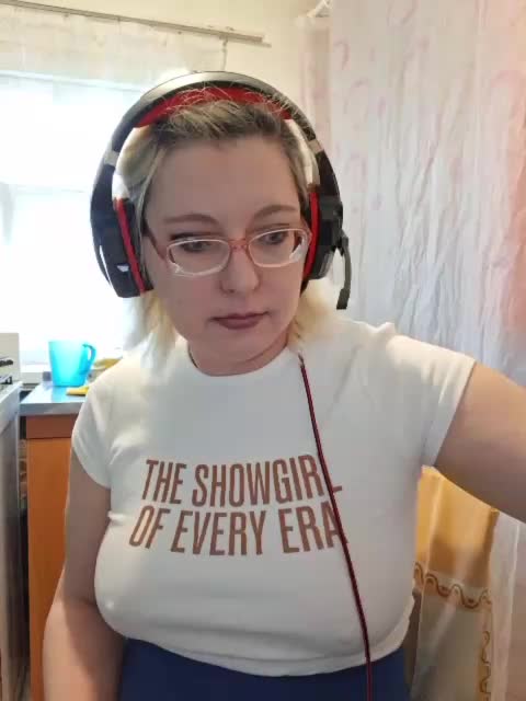 Vika211 Adult Chat March 3, 2026