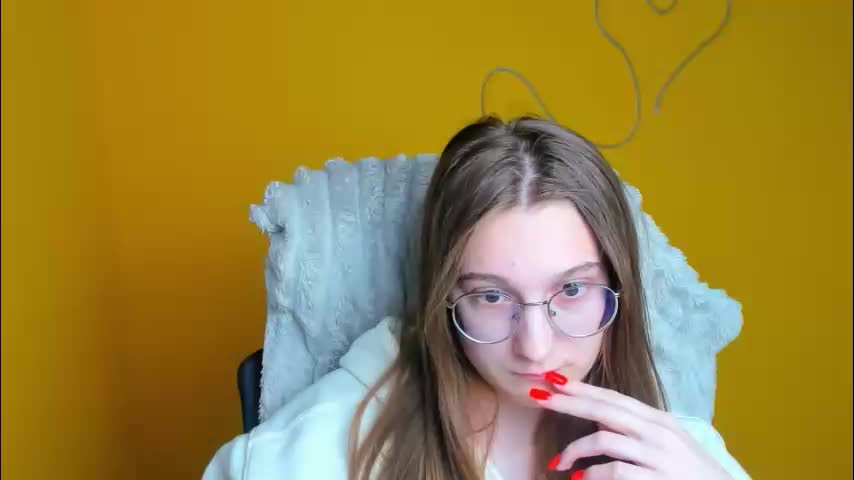 queen_amelie Adult Chat March 3, 2026