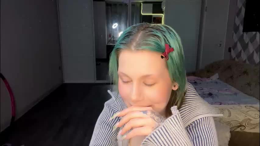 danniesaysongkham Adult Chat March 3, 2026