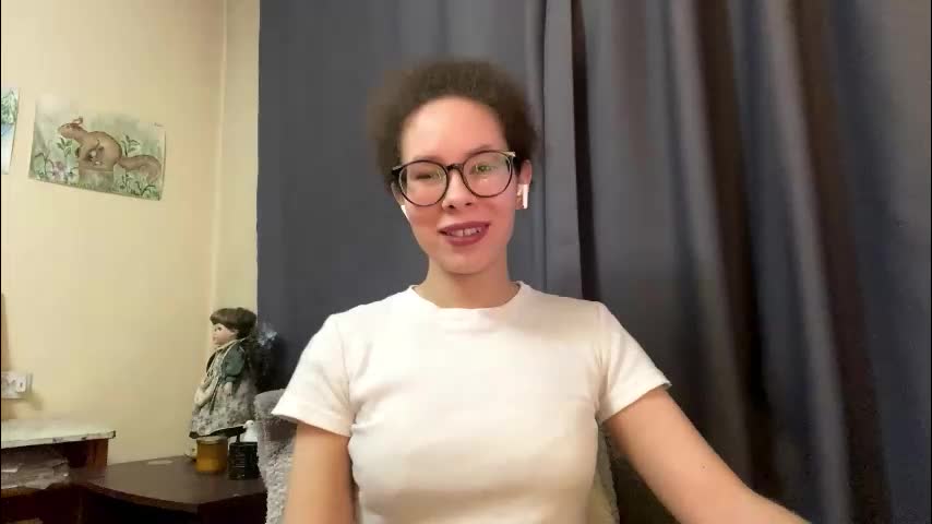 claralipinski Adult Chat March 3, 2026