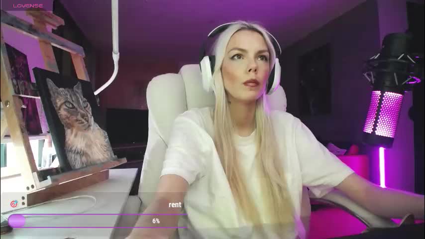 tinykylie Adult Chat March 4, 2026