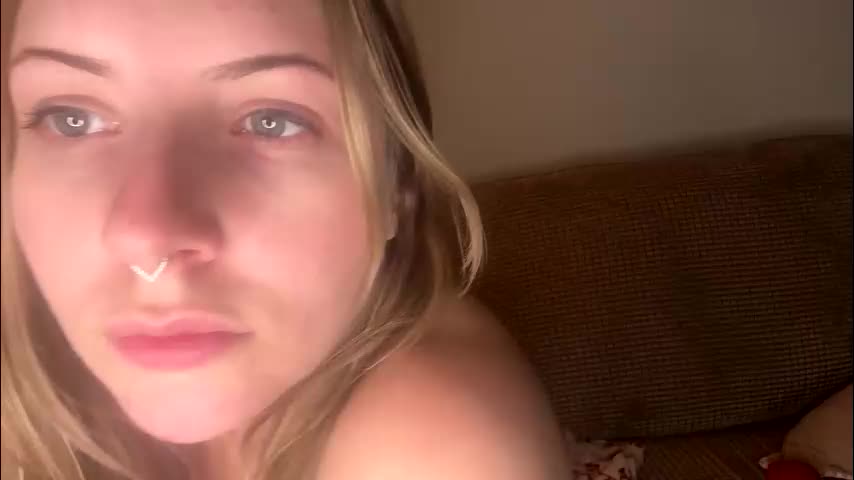 smallclitbitch333 Adult Chat March 4, 2026