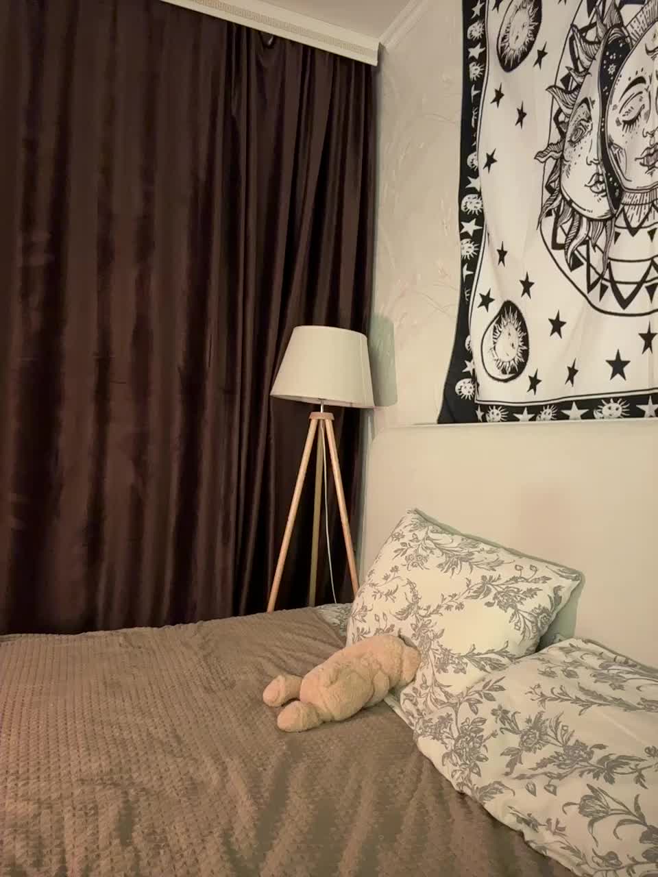 ShyAlya Adult Chat March 4, 2026