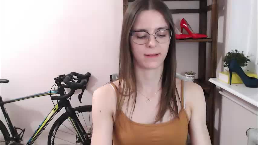 megi_erotic Adult Chat March 4, 2026