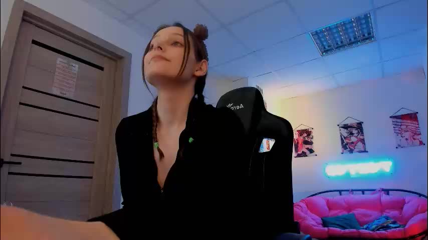 jenniferkiim Adult Chat March 4, 2026