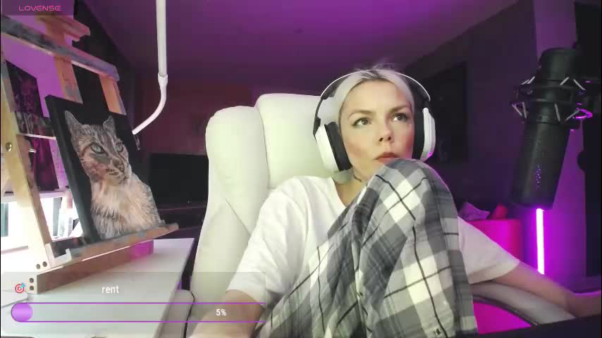 tinykylie Adult Chat March 4, 2026