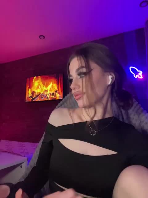 HotGirlEva Adult Chat March 4, 2026