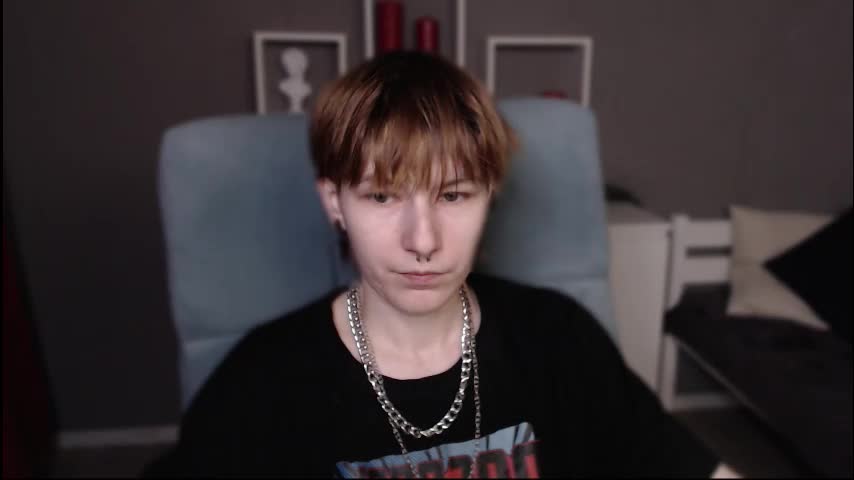 guitarandangell Adult Chat March 4, 2026