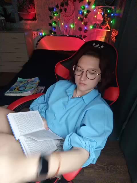 Mari_Gold Adult Chat March 4, 2026