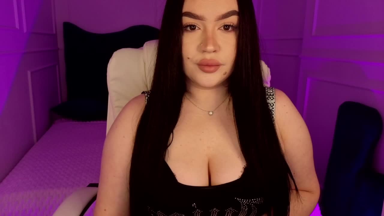 tinafox Adult Chat March 4, 2026