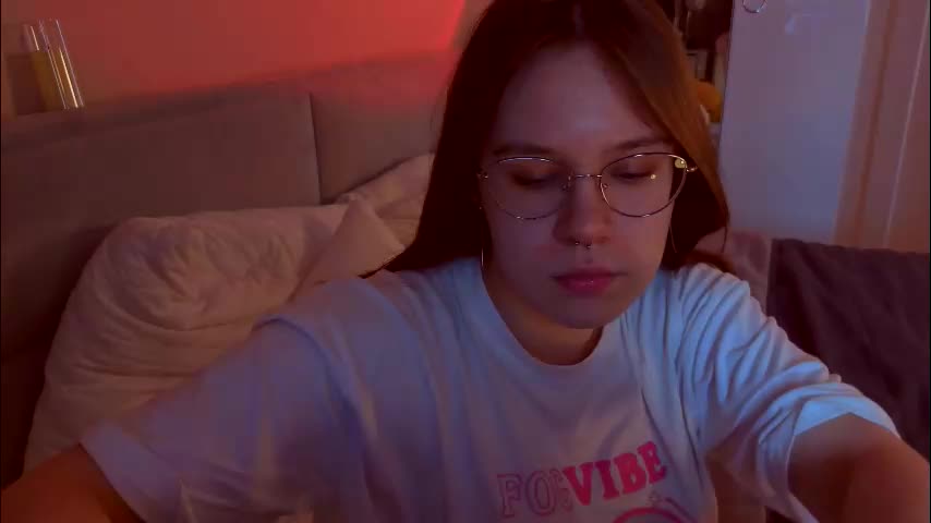 alice_miiiller Adult Chat March 4, 2026