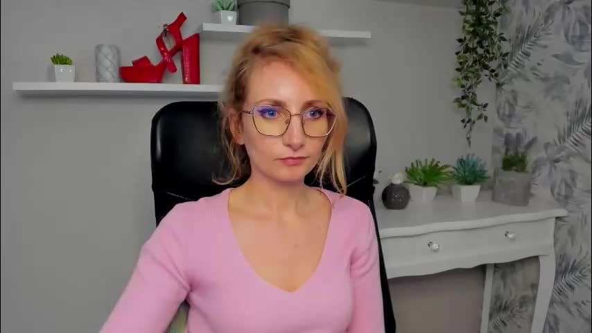 cinderellamoon Adult Chat March 4, 2026