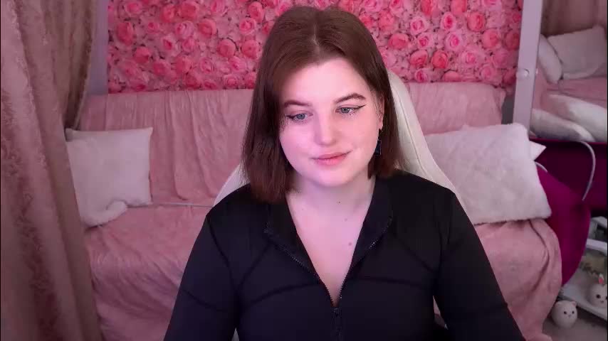 kristifoxy Adult Chat March 4, 2026