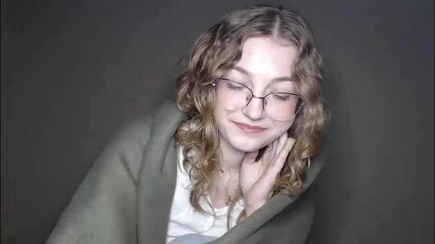 lily_tayberry Adult Chat March 4, 2026