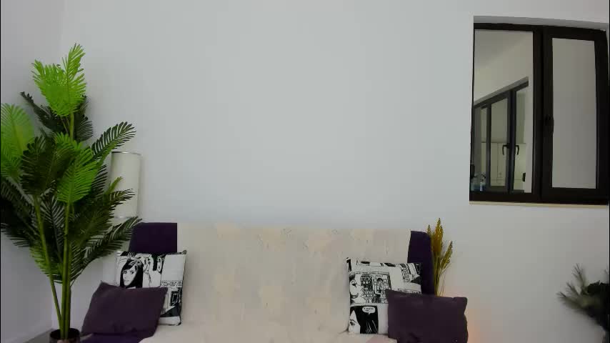 karinna_shine Adult Chat March 4, 2026