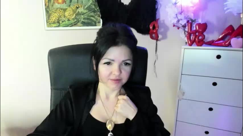 mollymoon40 Adult Chat March 4, 2026