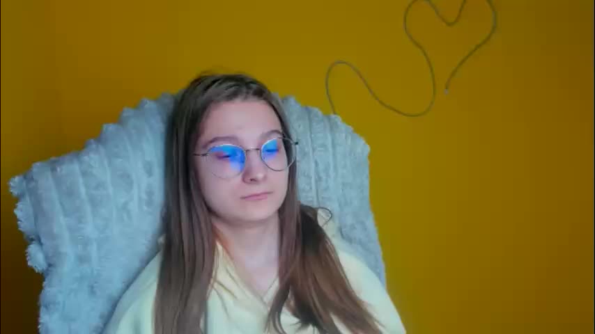 queen_amelie Adult Chat March 4, 2026