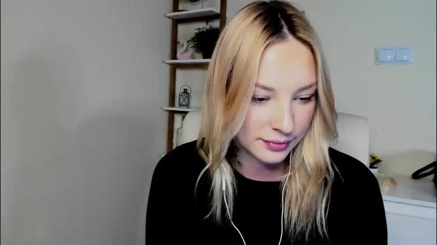 angela21babe Adult Chat March 4, 2026