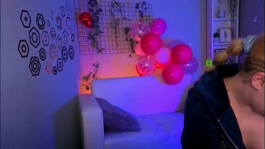 arielmell Adult Chat March 4, 2026