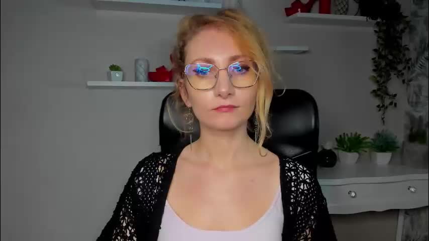 cinderellamoon Adult Chat March 5, 2026