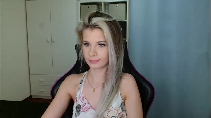 kristineamore Adult Chat March 5, 2026