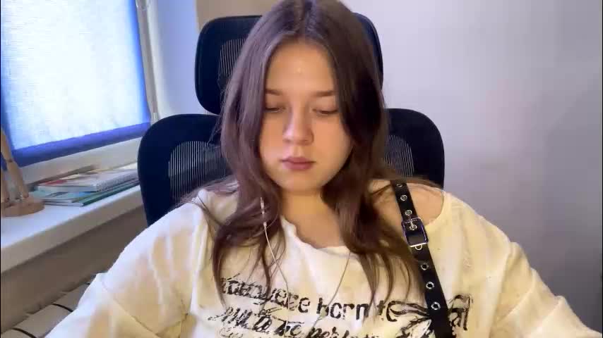 carolindueno Adult Chat March 5, 2026