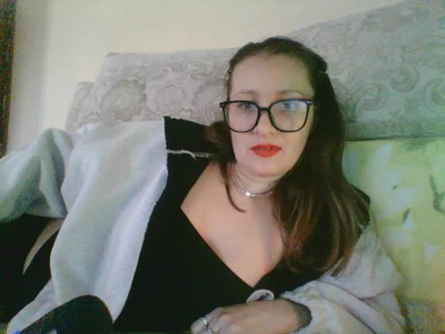 Yuliya333 Adult Chat March 5, 2026