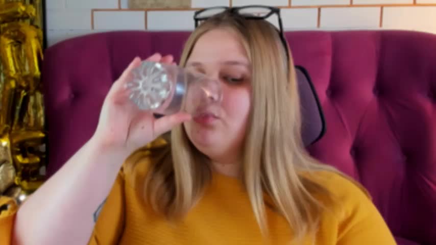 SladaDell Adult Chat March 5, 2026