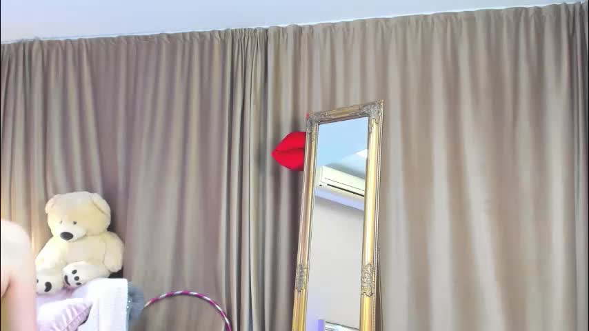 ari3el Adult Chat March 5, 2026