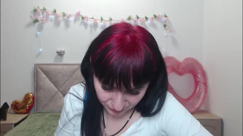 ninaflawlees Adult Chat March 5, 2026