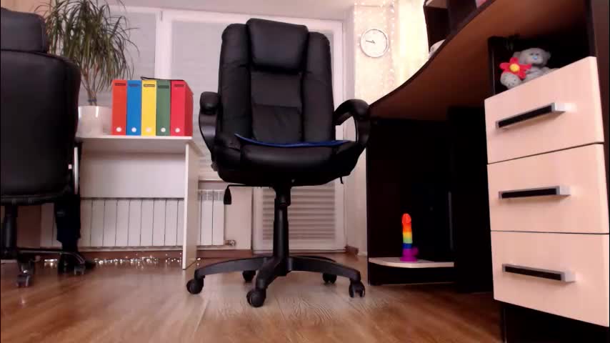 hottdoll611 Adult Chat March 5, 2026