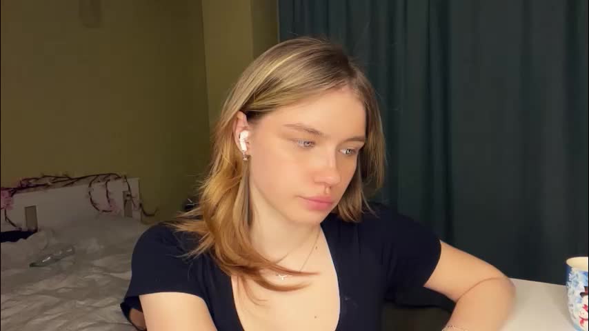 laurineleconey Adult Chat March 5, 2026