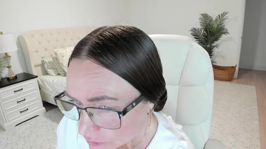 Vika73 Adult Chat March 5, 2026