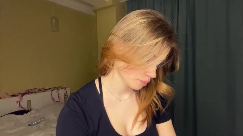 laurineleconey Adult Chat March 5, 2026