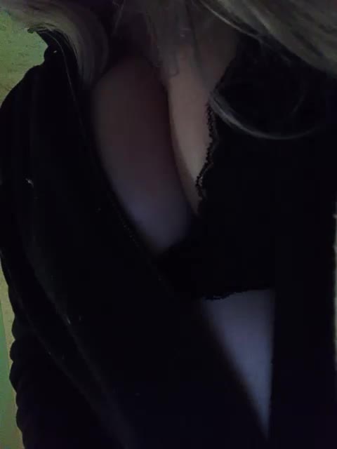 EveHugs Adult Chat March 6, 2026