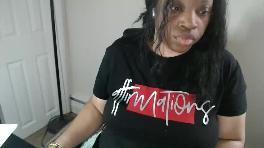 sexymona1218 Adult Chat March 5, 2026