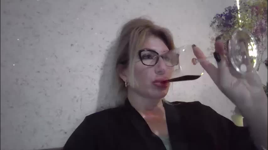 fox_red_lady7 Adult Chat March 5, 2026