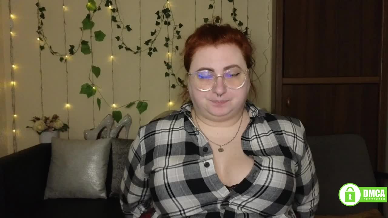 Aliciaredluv Adult Chat March 5, 2026