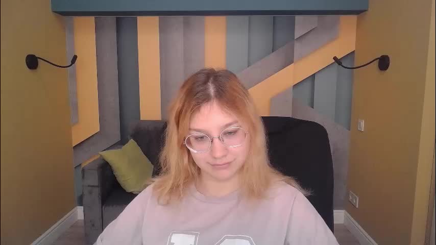 angelinalow Adult Chat March 5, 2026