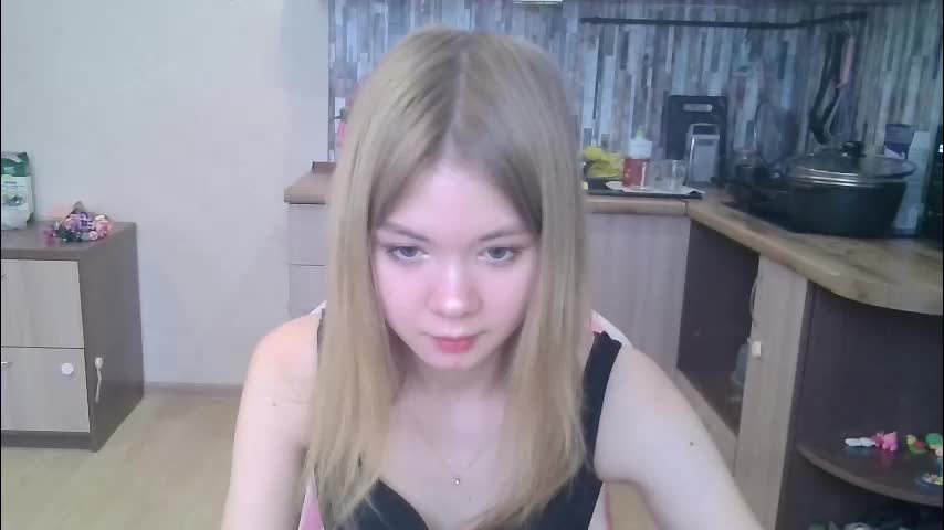 minnie_ange1 Adult Chat March 6, 2026