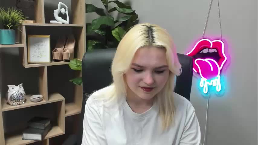 lilysweetxo Adult Chat March 6, 2026