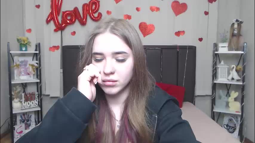 laurahlot Adult Chat March 6, 2026