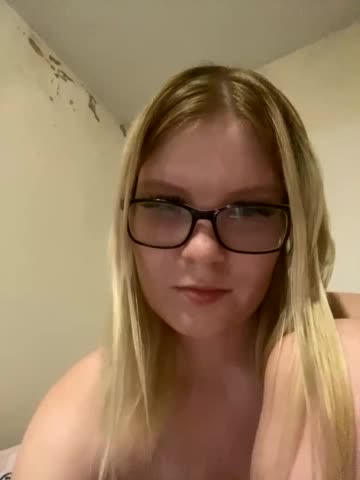 Amelia2004 Adult Chat March 6, 2026