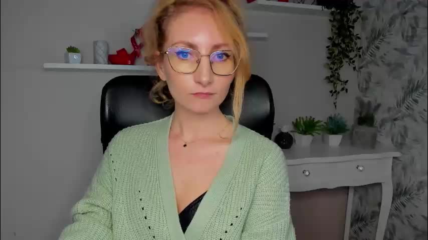 cinderellamoon Adult Chat March 6, 2026