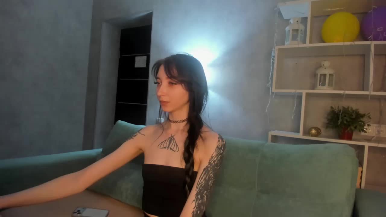 Ellen-Hops Adult Chat March 6, 2026