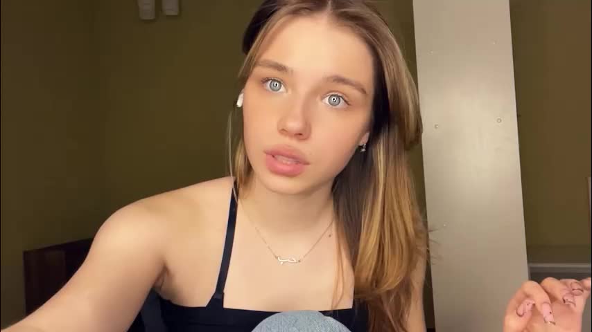 laurineleconey Adult Chat March 6, 2026