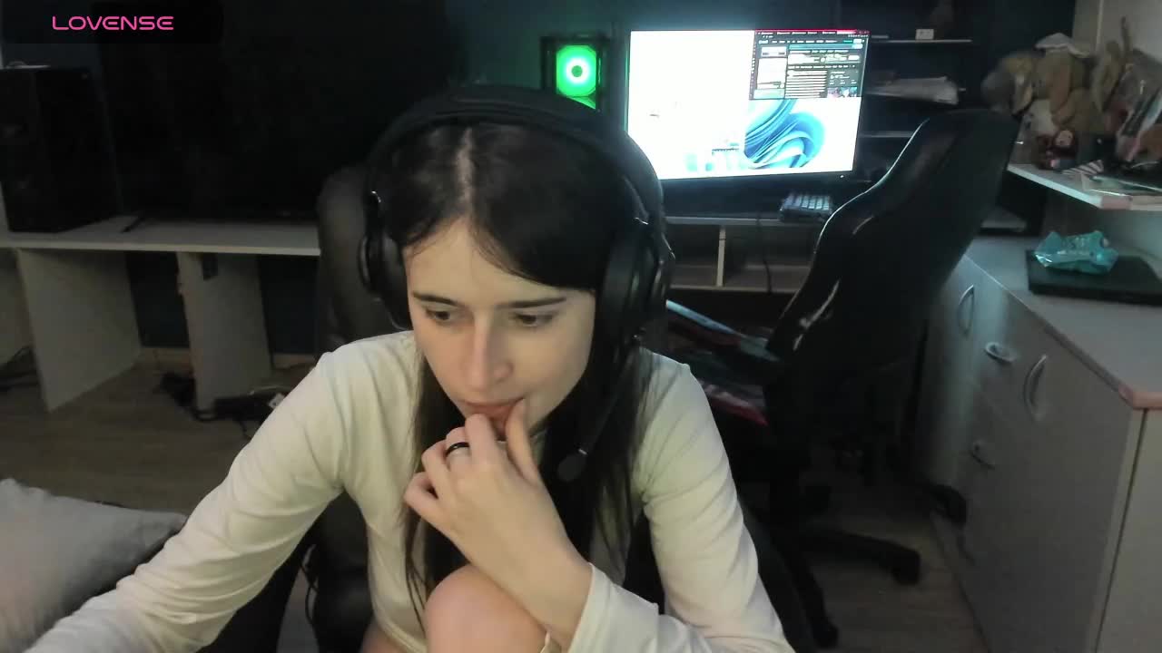 Bonnie_Woods Adult Chat March 7, 2026