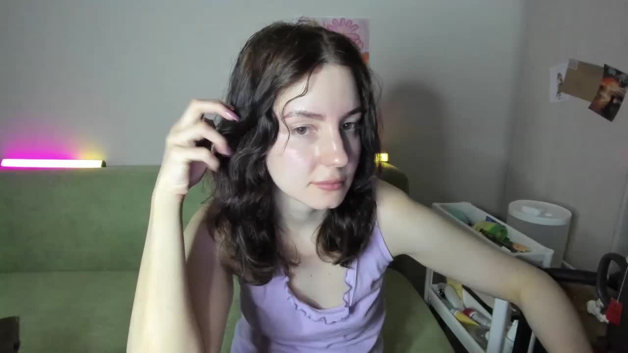 Victoria_W Adult Chat March 7, 2026