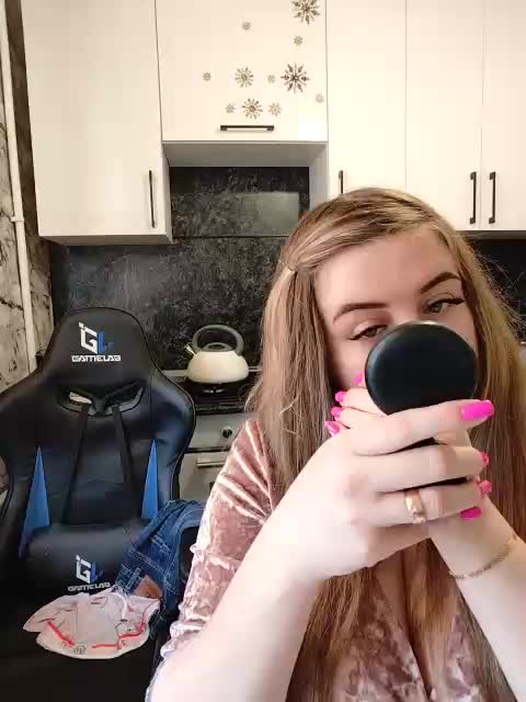 Viktoria777a Adult Chat March 7, 2026