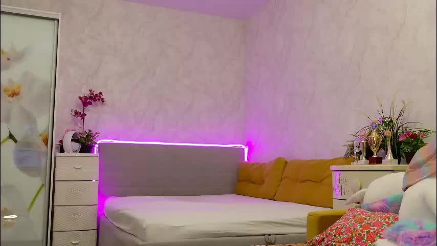 ladybigsmile Adult Chat March 7, 2026